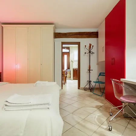 Fancy Flat شقة *